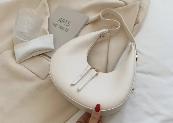Luna Half-Moon Handbag | Elegant Shoulder Bag for Women