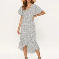 Boho Chic: Summer Maxi Dress - Floral Print, V-Neck, Bohemian Style