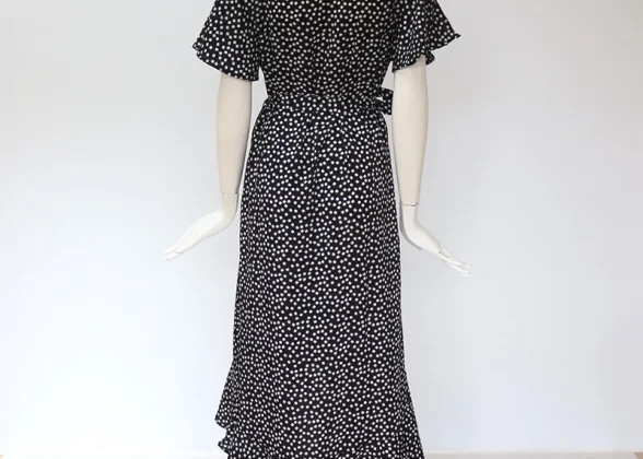 Boho Chic: Summer Maxi Dress - Floral Print, V-Neck, Bohemian Style