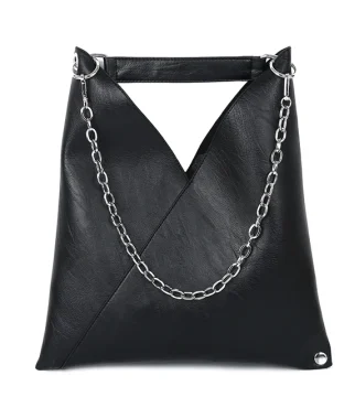 Nouveau Chic Handbag – Effortless Style Meets Versatility