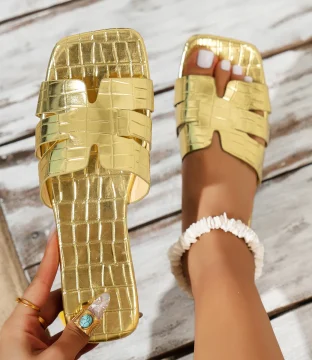Aurora Women’s Summer Luxury Sandals – Fashionable Gold Slippers