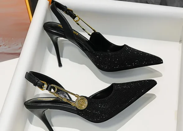 Ravissante Luxury Rhinestones Sequined Buckle Women Pumps