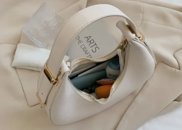 Luna Half-Moon Handbag | Elegant Shoulder Bag for Women