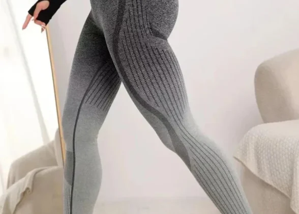 AeroFit Yoga Leggings - Seamless Gradient Push-Up Pants for Women