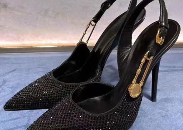 Ravissante Luxury Rhinestones Sequined Buckle Women Pumps