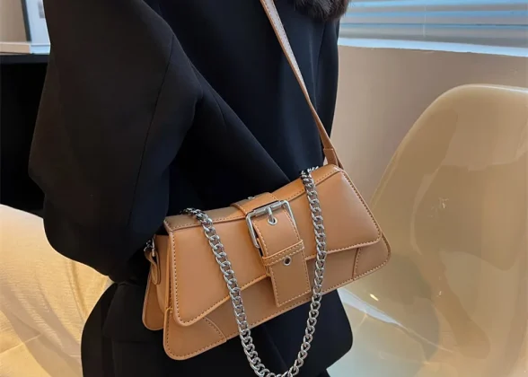 Vera Cuir – Elegant Vintage Luxury Chain Shoulder Bag for Women | Stylish Flap Crossbody Handbag