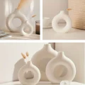 NovaVase – Modern White Ceramic Vase for Home Decor and Floral Arrangements