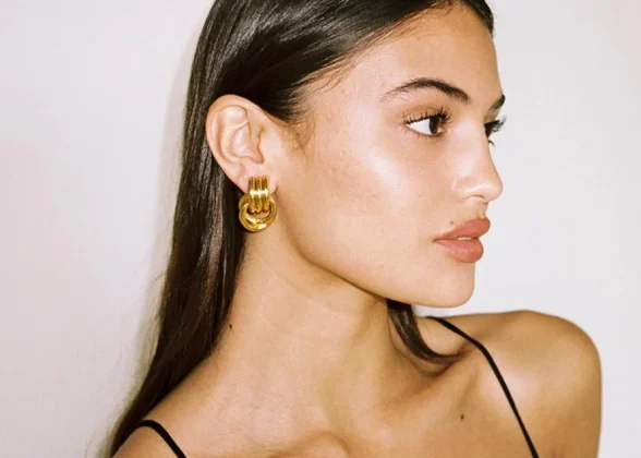Aurora Steel Stud Earrings – Timeless Elegance for Every Occasion