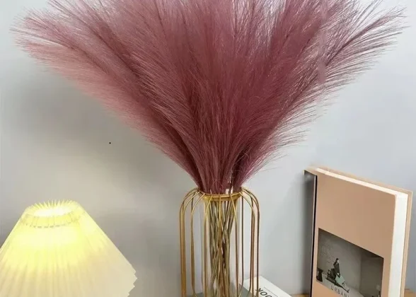 Pompous Dreams: 10PCS Faux Fluffy Pampas Grass Stems for Boho Home Decor and Floral Arrangements