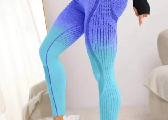 AeroFit Yoga Leggings - Seamless Gradient Push-Up Pants for Women