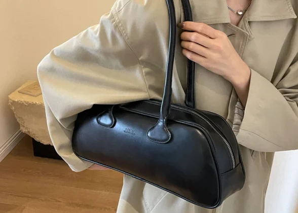 Adaier Retro Zipper Shoulder Bag for Women | Light Luxury Handbag