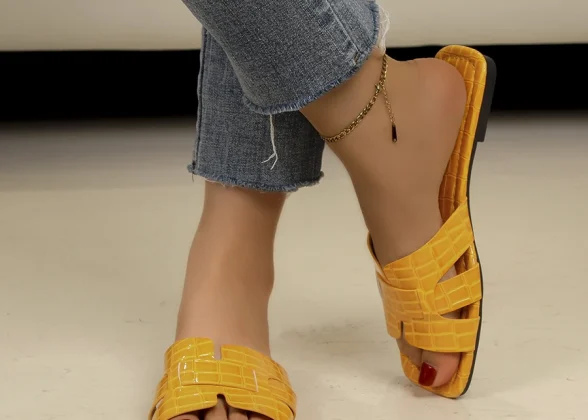 Aurora Women's Summer Luxury Sandals - Fashionable Gold Slippers