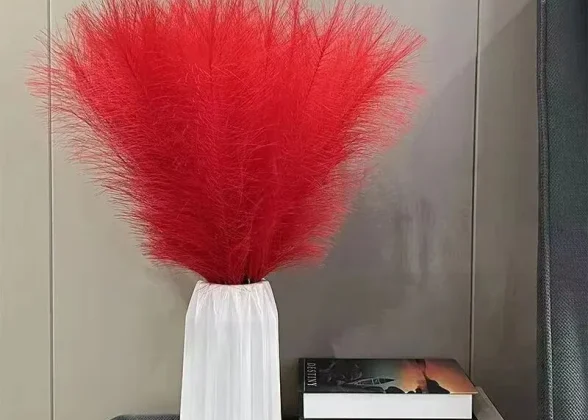 Pompous Dreams: 10PCS Faux Fluffy Pampas Grass Stems for Boho Home Decor and Floral Arrangements
