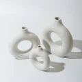 NovaVase – Modern White Ceramic Vase for Home Decor and Floral Arrangements