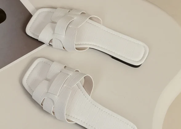 Aurora Women's Summer Luxury Sandals - Fashionable Gold Slippers