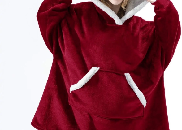 Pouch Snuggy™ Hoodie Blanket