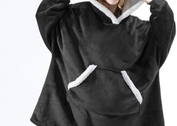 Pouch Snuggy™ Hoodie Blanket
