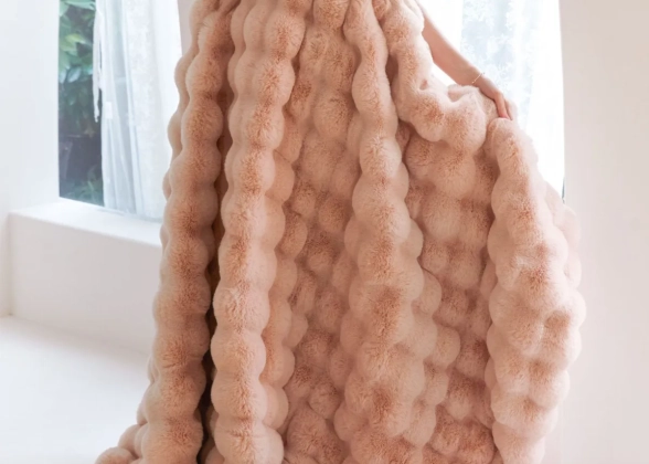 Luxury Faux Rabbit Fur Blanket & Pillow Covers